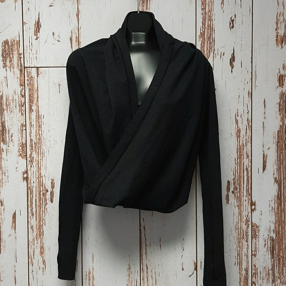 Lululemon iconic wrap top